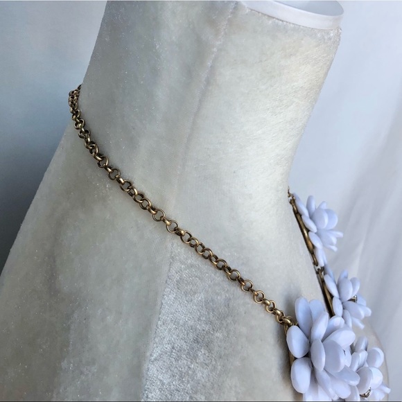 J. Crew Statement Floral Necklace in White - Picture 8 of 16